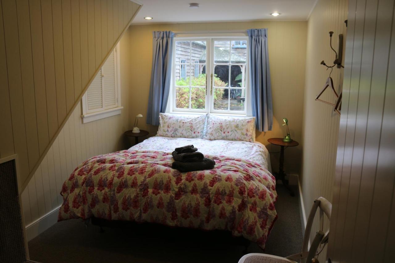 Akaroa Country House Bed & Breakfast Exterior photo